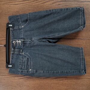 Farlous bermuda shorts